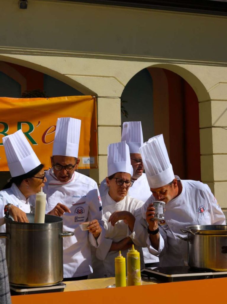 IL SUCCESSO DI OTTOBRANDO – Un volano per l’economia locale