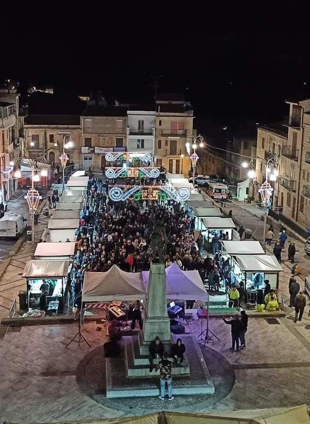 MONTEMAGGIORE BELSITO – Tutto pronto per la terza edizione della Sagra dell’ Olio e della Mandorla
