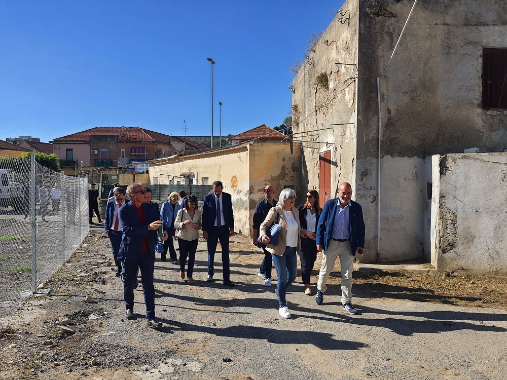 MESSINA – Salita Tremonti: un parco, spazi verdi, giochi là dove c’erano baracche