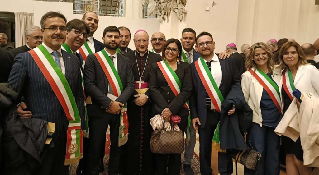 SINDACI “ILLUMINATI” – Presenti ad Assisi per i festeggiamenti in Onore di San Francesco Patrono d’Italia