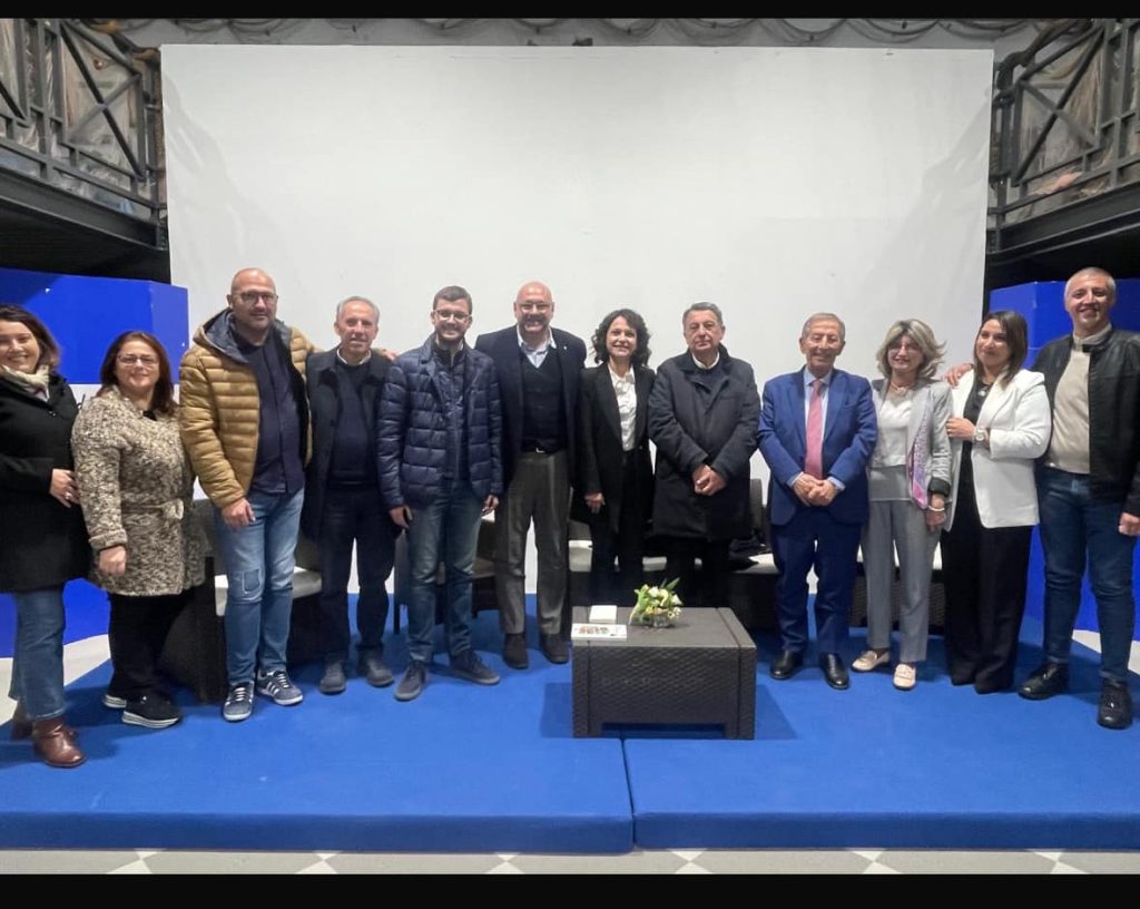 RADICI & RITORNI – A Brolo un convegno Radici e Ritorni: il Viaggio delle Origini tra Storia e Identità