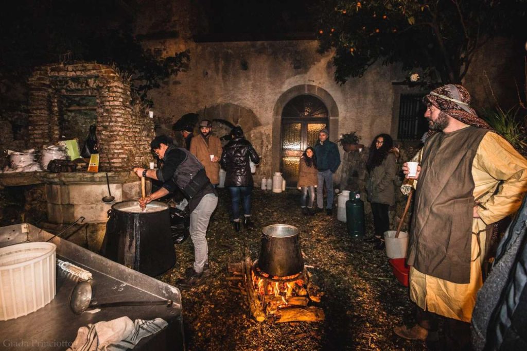 FICARRA – Domenica il Presepe Vivente