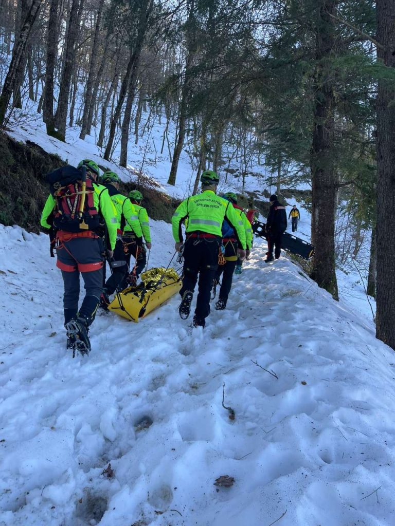 FLORESTA – Una mattinata in montagna che si trasforma in una disavventura