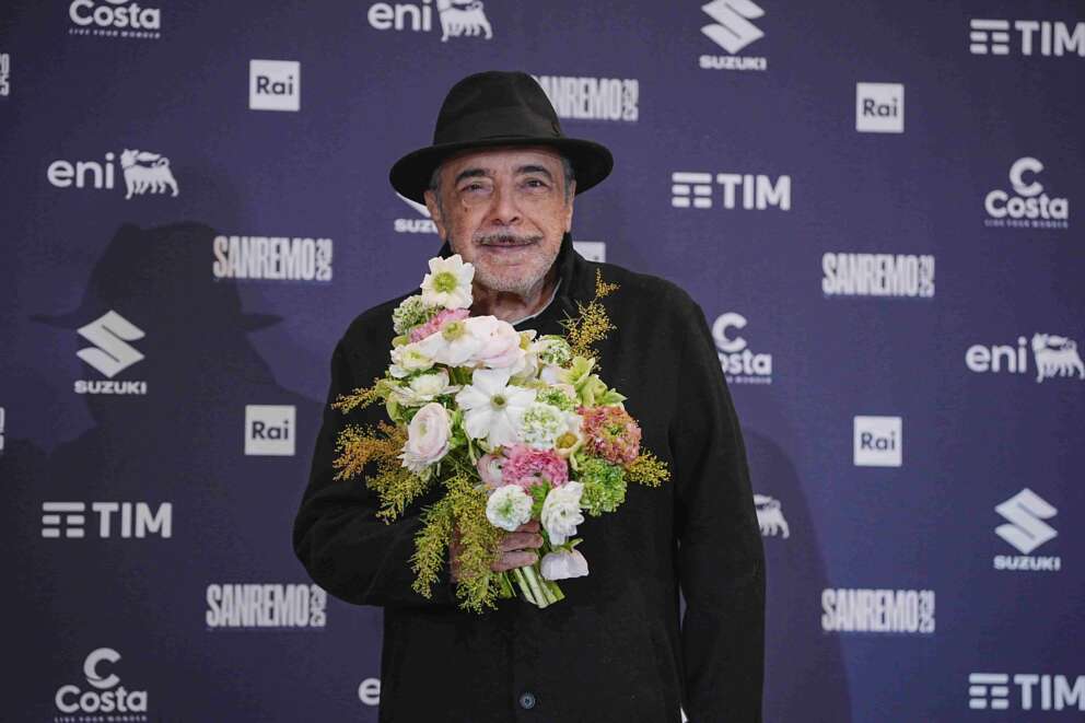 SANREMO 2025 – Il coo-conduttore della seconda serata Nino Frassica