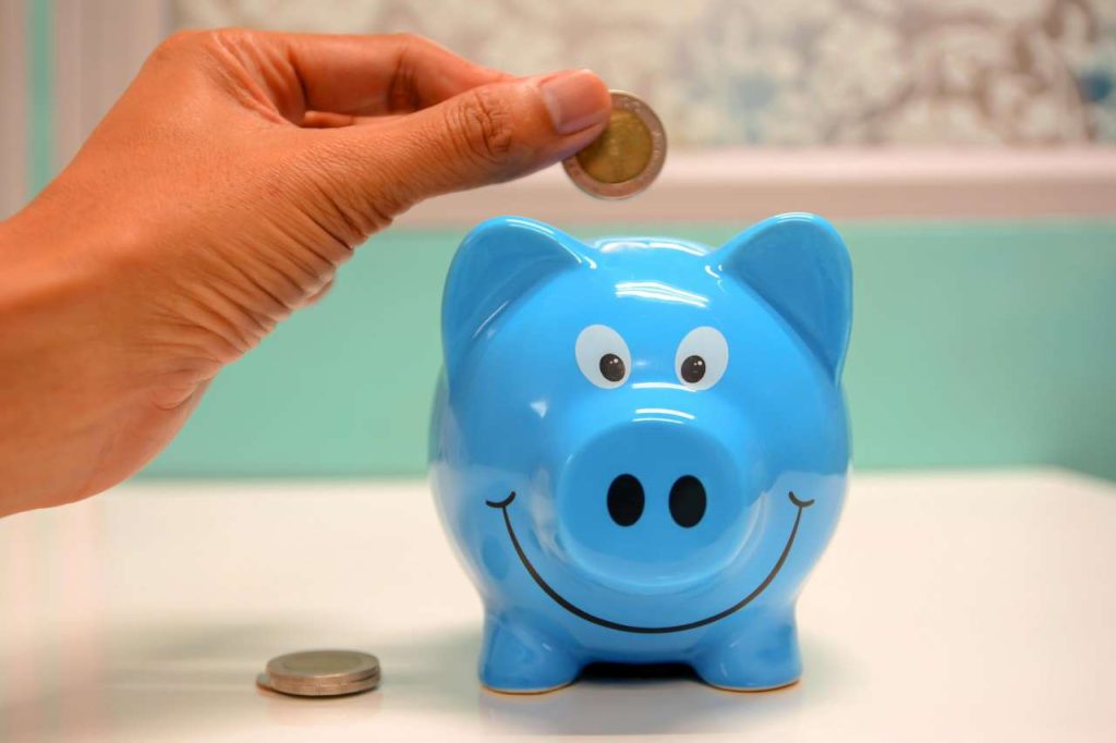 CONSIGLI PRATICI – Come risparmiare denaro e migliorare le tue finanze
