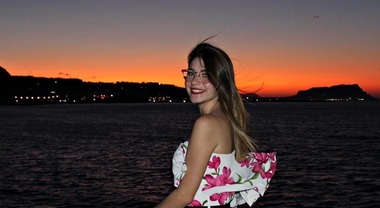 MESSINA – Morta in ospedale la ragazza di 22 anni accoltellata in strada. C’è un fermo