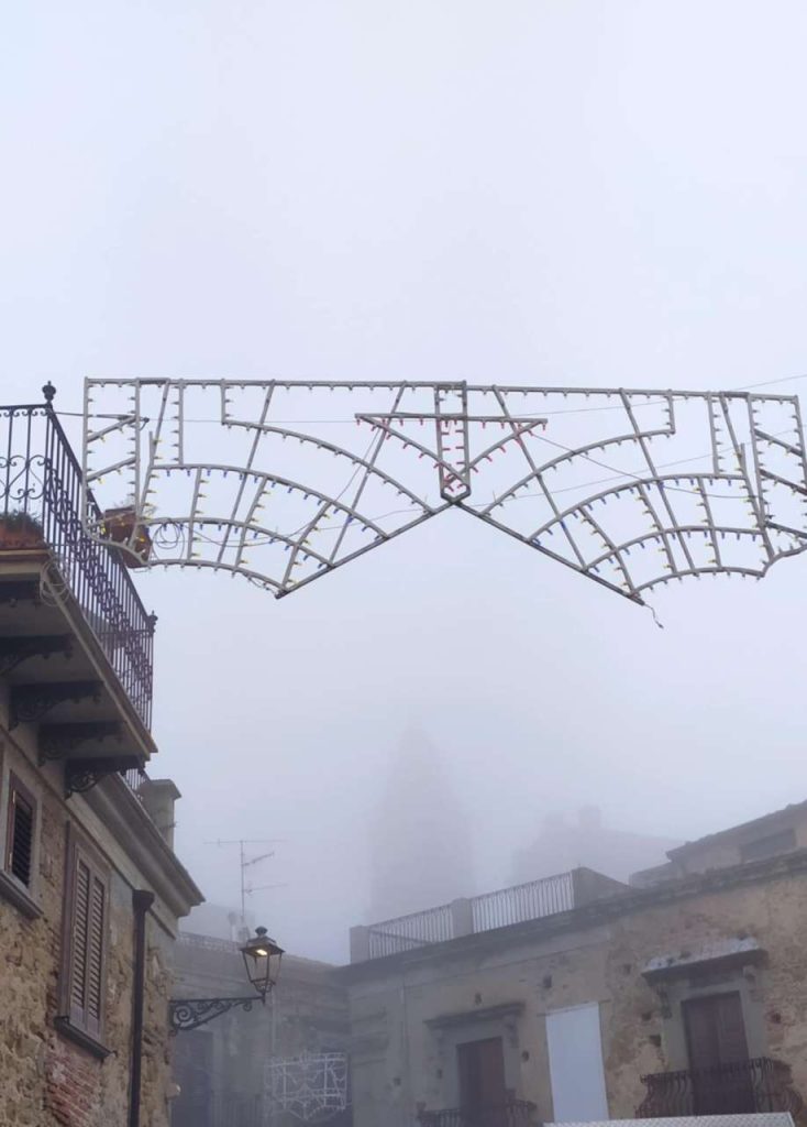 ATMOSFERE – La “magia” della nebbia a Ficarra