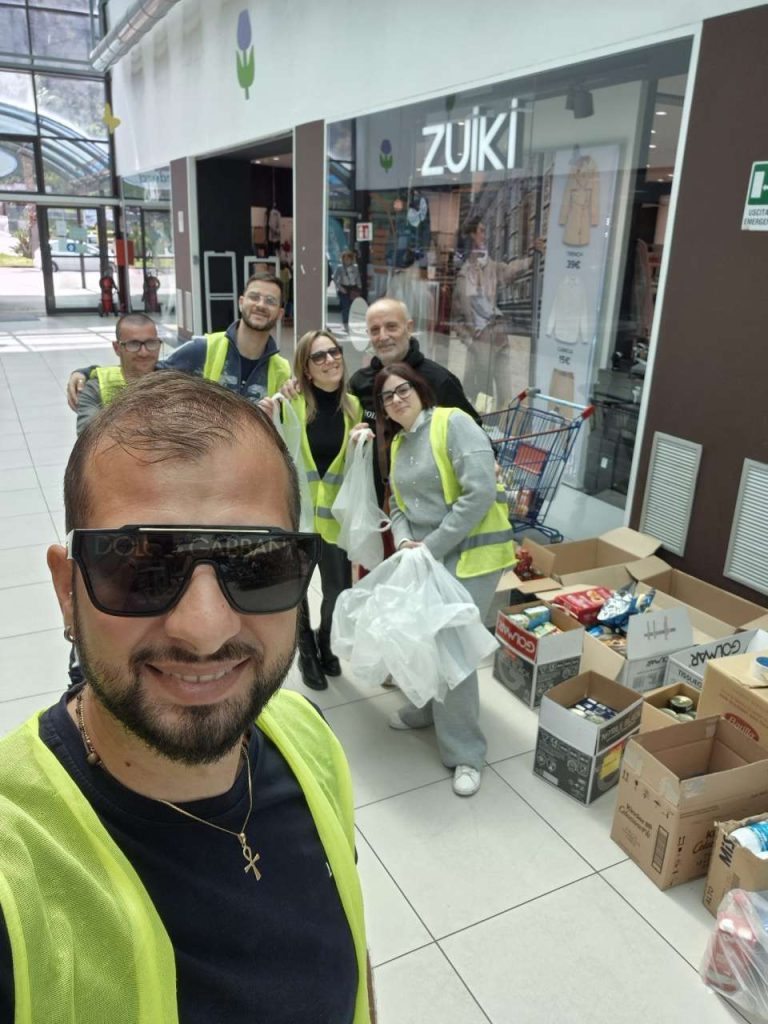 PASQUA DI SOLIDARIETA’ – Brolo e Piraino: l’associazione Maria Addolorata di Piana porta dolci e sorrisi alle famiglie in difficoltà