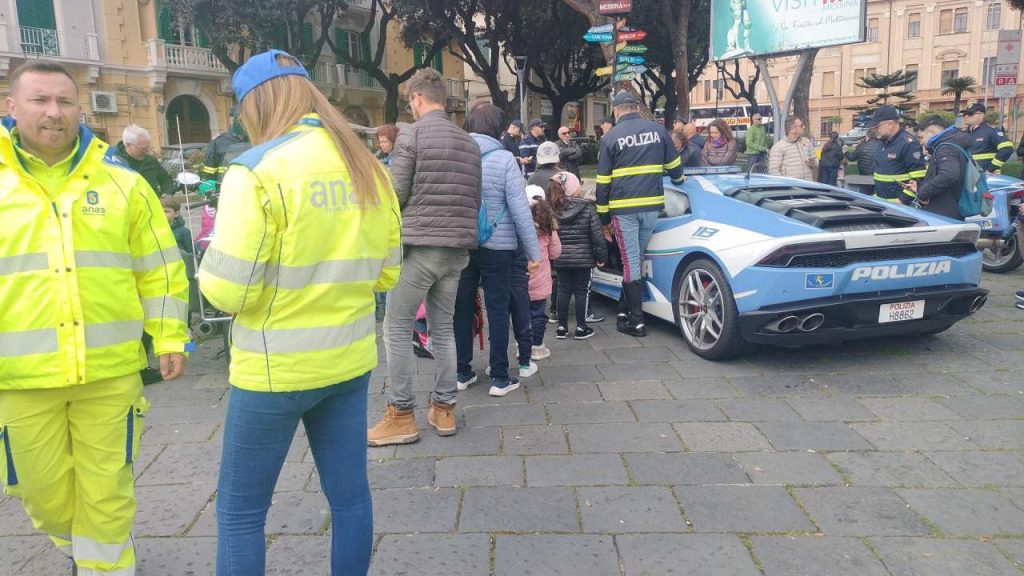 POLIZIA E CITTADINI – A Messina, inaugurato il Parco Mobile della Sicurezza Stradale
