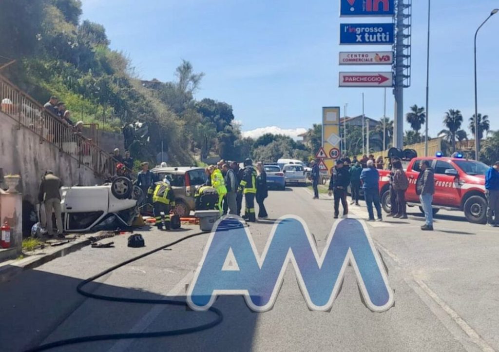TRAGICO INCIDENTE – A Capo d’Orlando: perde la vita una donna, quattro i feriti