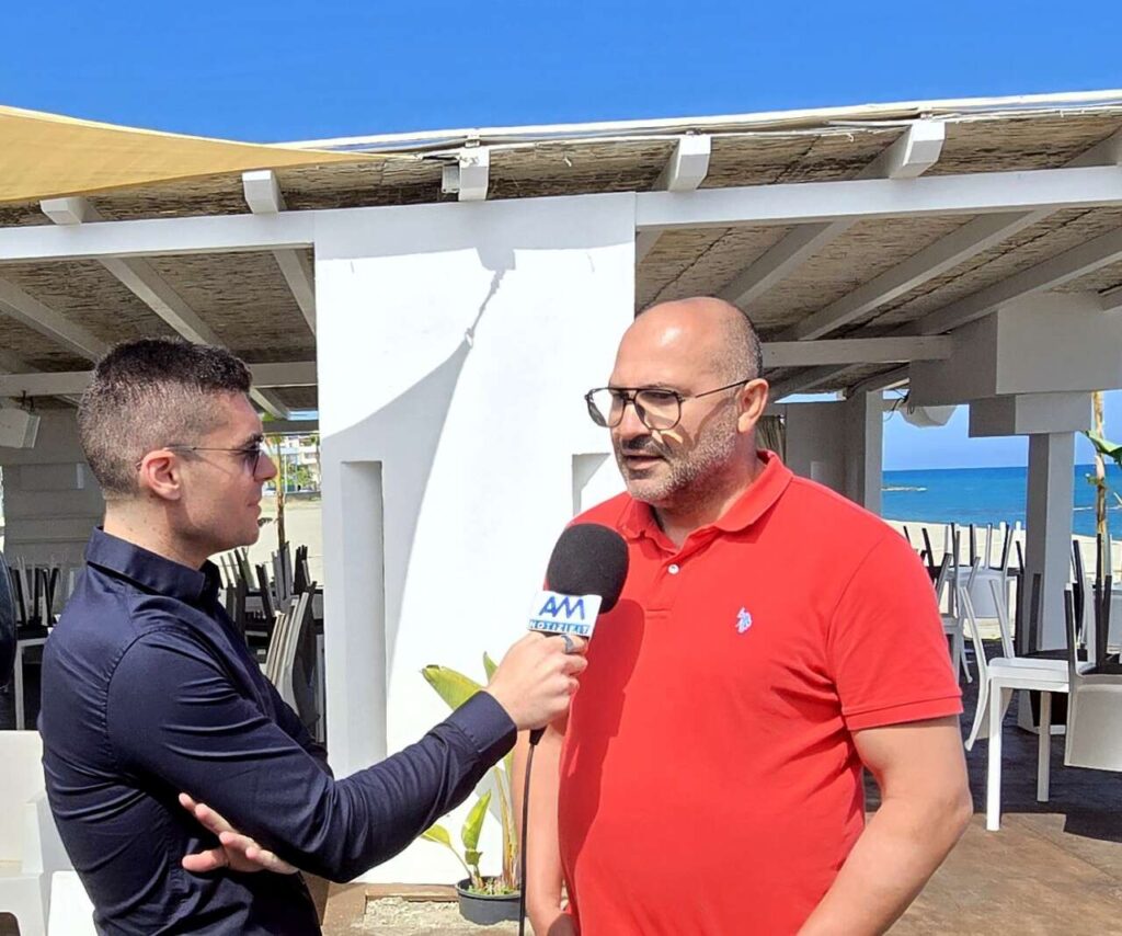 WORK IN PROGRESS SCIALAMUNI – A Brolo si lavora per curare i dettagli della grande festa sulla spiaggia dell’1 e 2 giugno