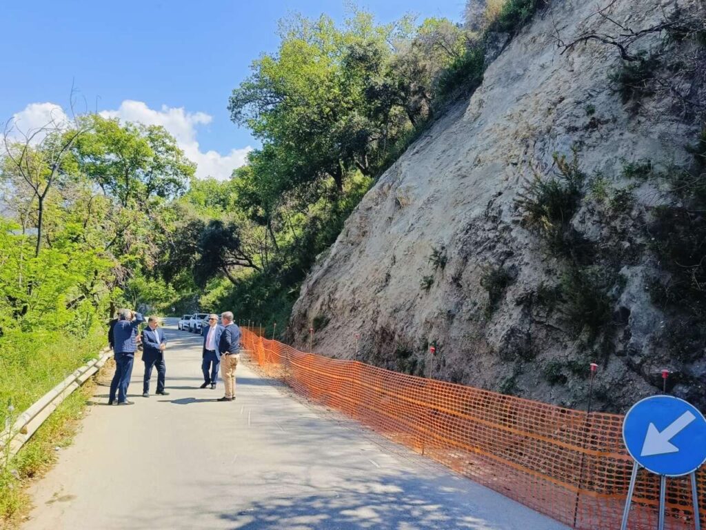 BROLO\LACCO – Sopralluogo lungo la SP143: individuati interventi urgenti per la sicurezza