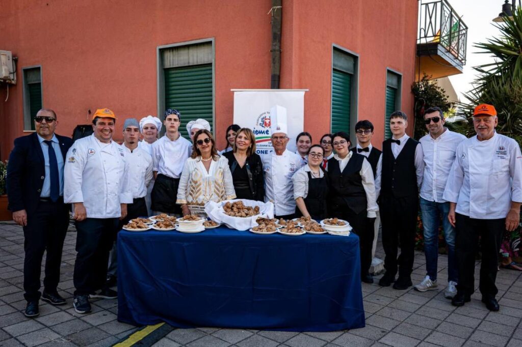 SICILY FOOD VIBES – Si conclude oggi a Gliaca di Piraino la 3giorni dedicata ai sapori e alla cultura gastronomica siciliana