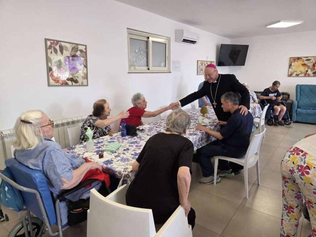 BROLO – La visita pastorale del Vescovo Giombanco: tra solidarietà e partecipazione