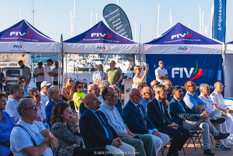 VELA – A Capo d’Orlando la cerimonia di apertura del Campionato Italiano Assoluto di Vela d’Altura Edison Next