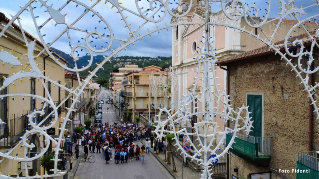 PAROLE CHE LASCIANO IL SEGNO – Riflessione sull’evento del Corteo Giubilare di Brolo