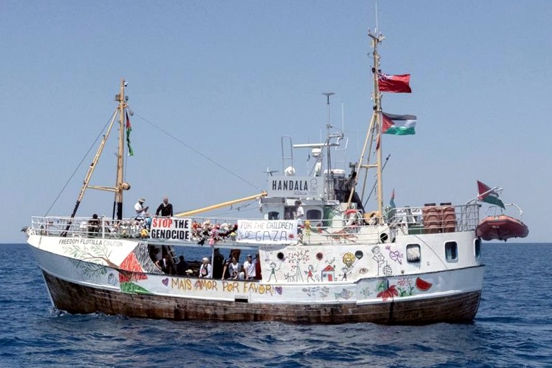 FREEDOM FLOTILLA – “Handala” avanza sulla rotta per Gaza e cresce la preoccupazione. Gli appelli degli attivisti