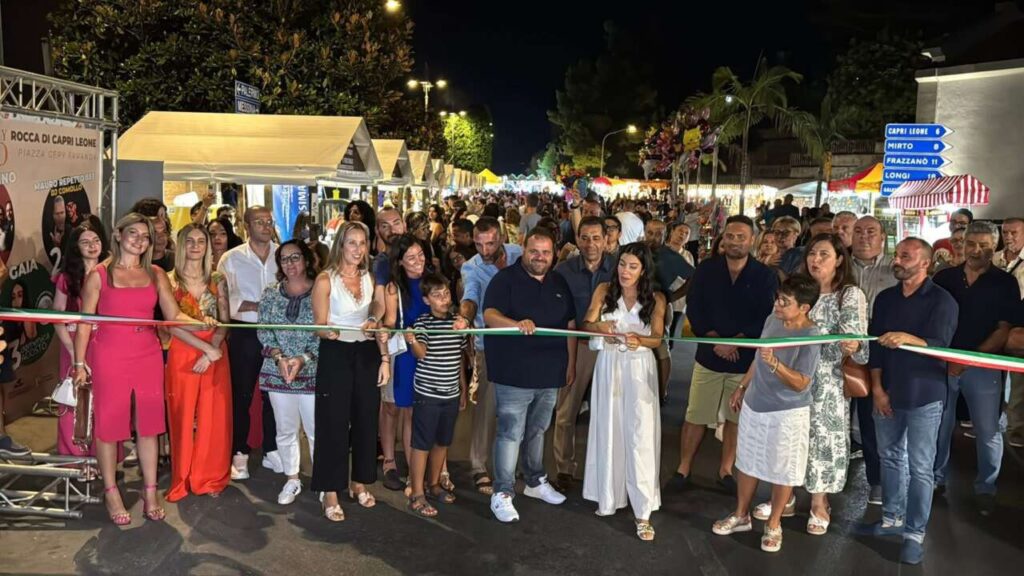 ROCCA DI CAPRI LEONE – Parte con il botto la quarta edizione di Sicily Fud Eat Street