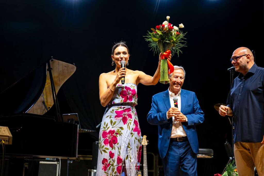 BROLO DOC JAZZ FESTIVAL – Gran finale con Simona Molinari sul lungomare gremito