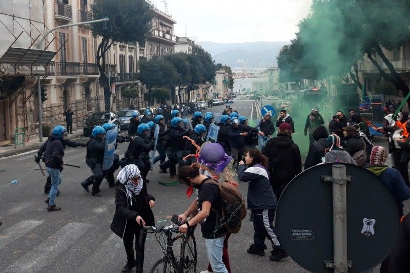 MESSINA – Tre arresti per i fatti del Carnevale No ponte del 1° marzo
