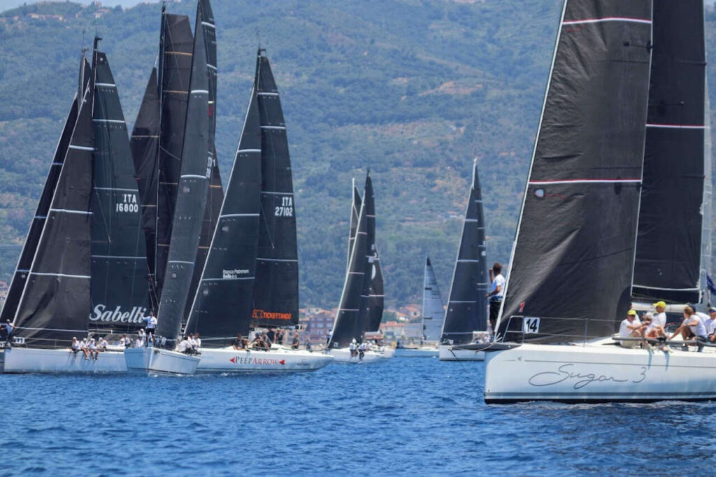 ROUND AEOLIAN RACE – Mancano solo due giorni alla partenza della regata