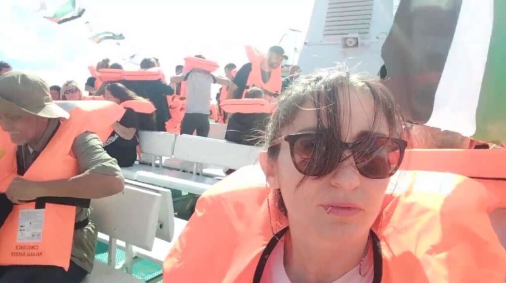 AGGIORNAMENTI – Elisabeth è atterrata a Instanbul e ha parlato al telefono con la sorella Palma