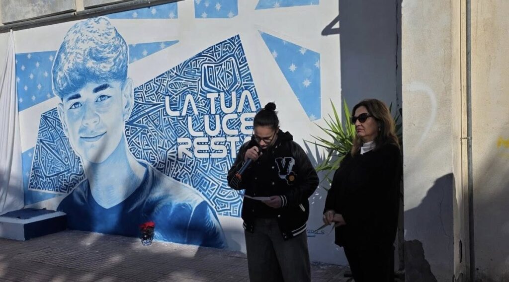 SEGNI CHE RESTANO – L’Istituto Merendino di Capo d’Orlando ricorda Loris Incognito con un murales