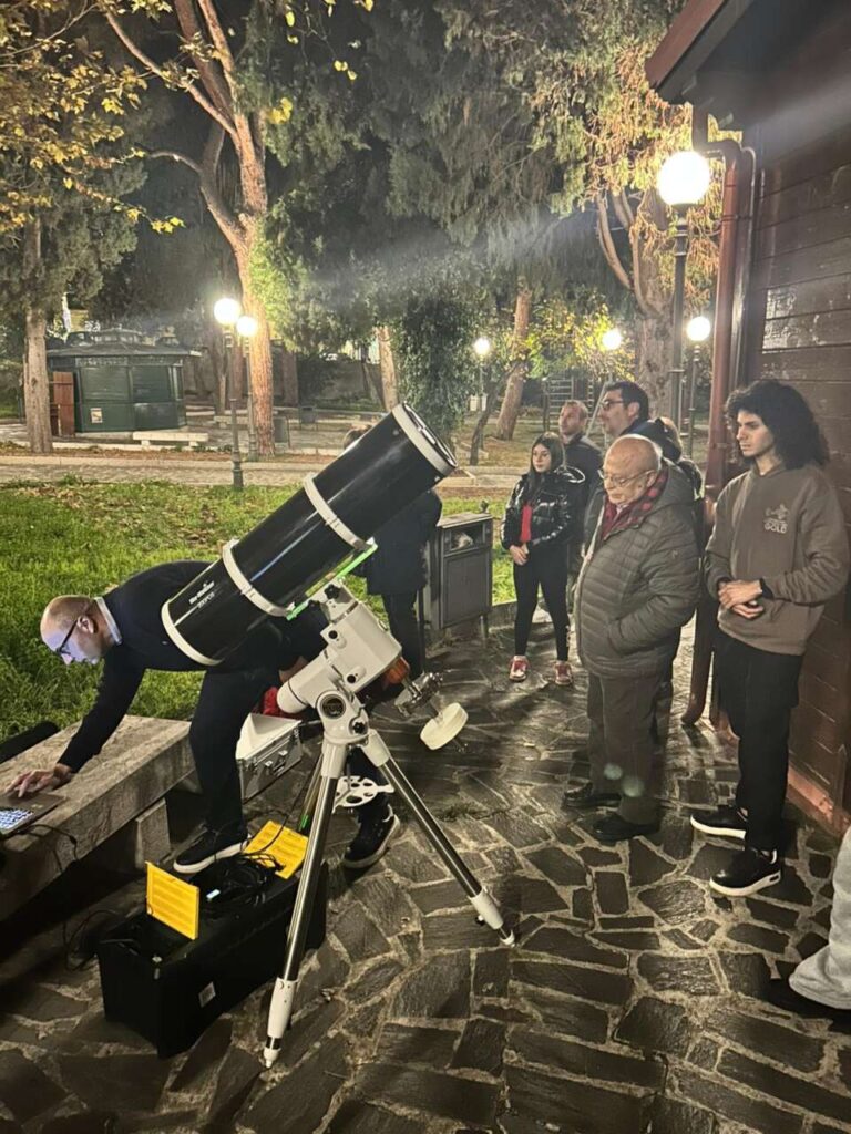 PATTI – Grande partecipazione studentesca all’evento “E dunque uscimmo a riveder le stelle”