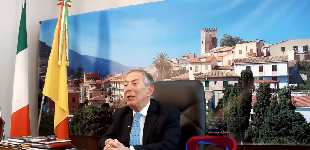 BROLO – Un anno di cantieri, cultura e futuro: il bilancio del sindaco Laccoto nel messaggio di fine anno