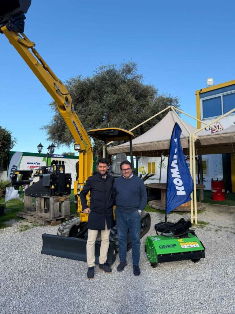 BROLO – Quando l’impresa diventa comunità: un escavatore, tante mani, un gesto d’amore per il paese