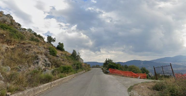 VIABILITA’ – Dal 27 febbraio al 30 giugno 2026 chiuso al transito un tratto della S.P. n. 161/a “Alcara Li Fusi – Longi” per lavori di consolidamento