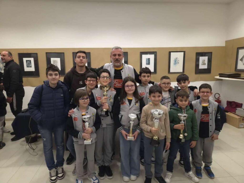 SCACCHI – Al Campionato Italiano Giovanile brillano i giovani dell’Accademia Scacchistica Nebrodi e Tirreno