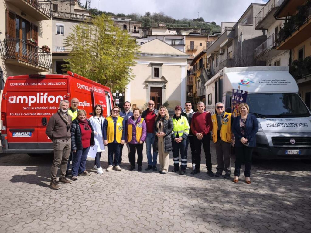 CAMPER TOUR – La prevenzione arriva nelle piazze grazie al Lions Club Capo d’Orlando
