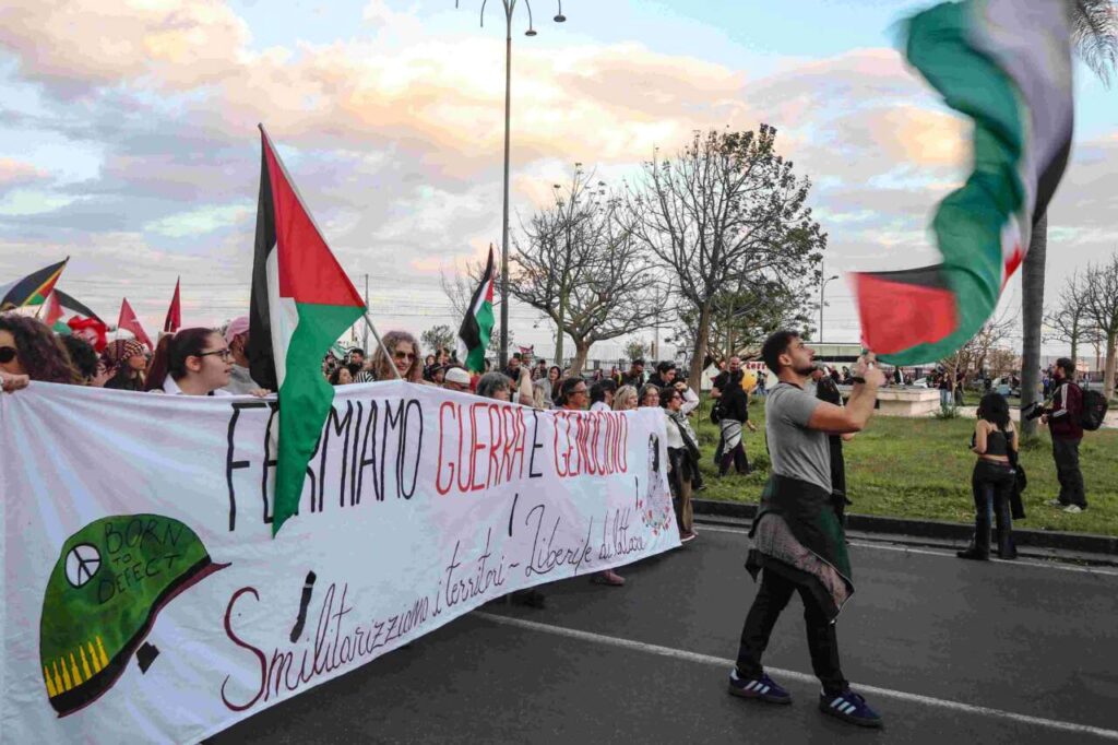 CATANIA – Il corteo per accogliere la Global Sumud Flotilla