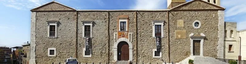 PREMIO CREATIVITÀ FEMMINILE – La “Pavoncella” vola da Sabaudia a Sant’Agata Militello