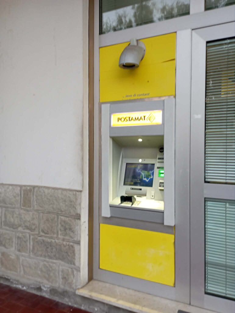 STORIE – Il bancomat “malato”
