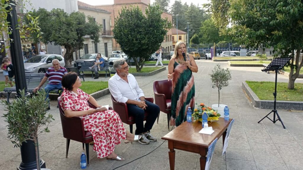 LIBRI – A Castell’Umberto Antonio Puglisi presenta “in balia di ciò che resta”