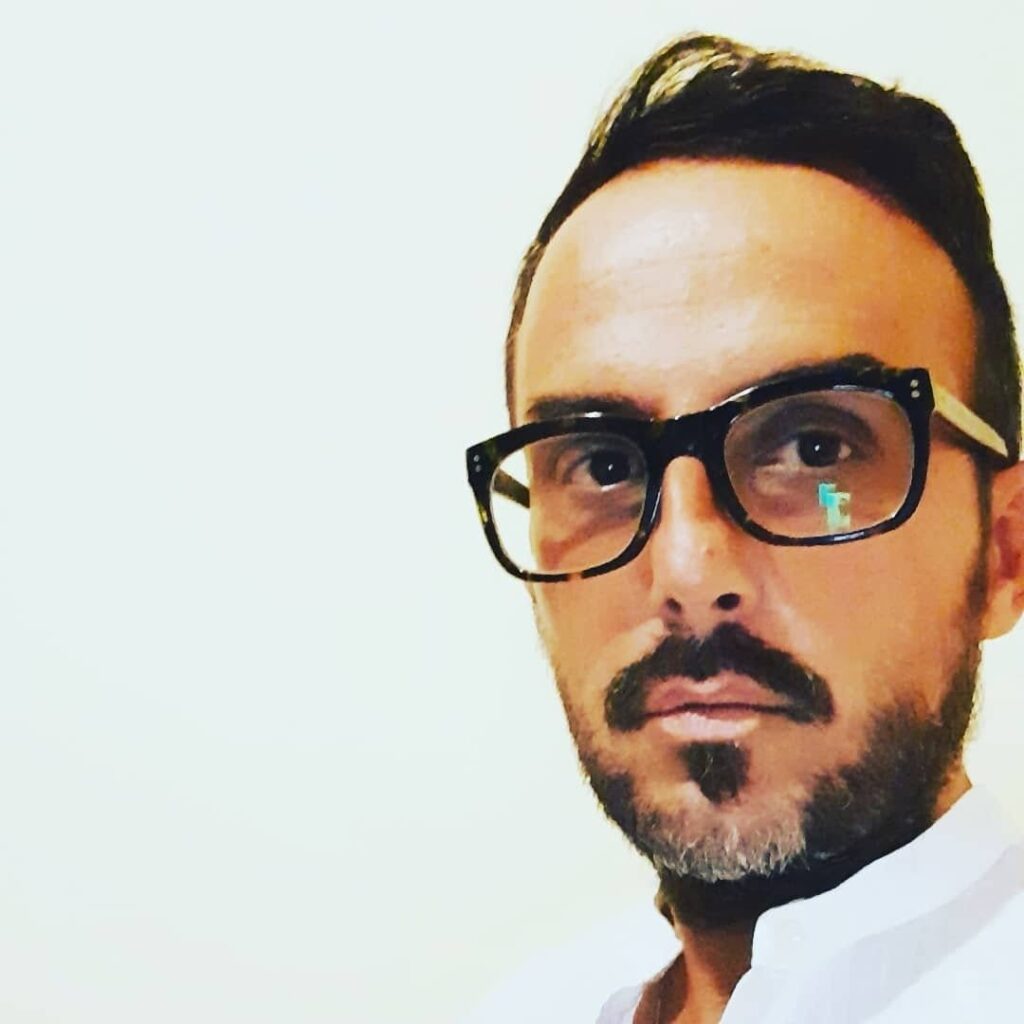 NOTTURNO D’AUTORE – A Sant’Agata Militello, la cultura come scelta, non come semplice evento estivo