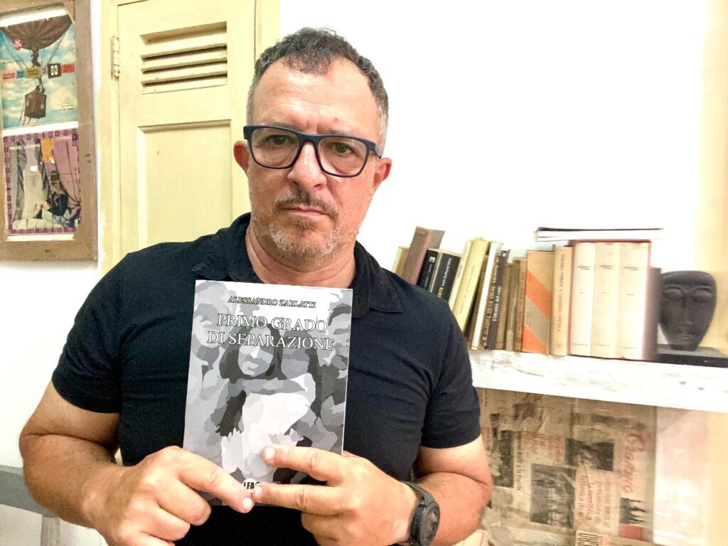 TUTTO LIBRI – Quando la distanza non si misura in chilometri: Alessandro Zarlatti è tornato in libreria con “Primo grado di separazione”