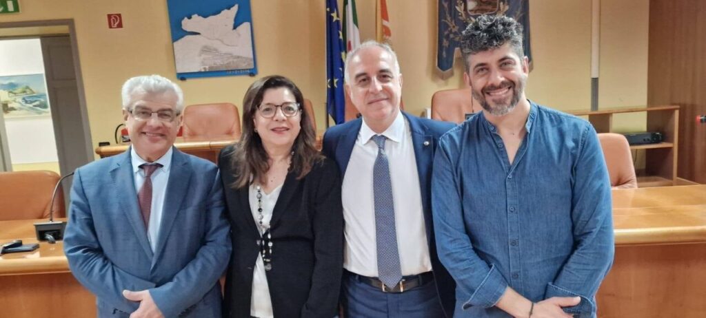 CAPO d’ORLANDO – L’opposizione: meno denuncia, più controllo e proposte