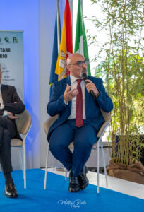 L’INTERVISTA A GINO FABIO – Dai lavori di Agorà Sud:  «La banca di prossimità deve saper ascoltare ciò che un algoritmo non vede»