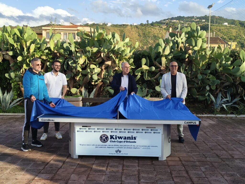 CAPO D’ORLANDO – Un tavolo da ping pong sul lungomare: il dono del Kiwanis alla città