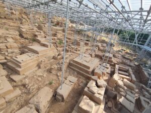 NECROPOLI DI ABAKAINON – Il Parco archeologico di Tindari sigla una nuova convenzione a Tripi